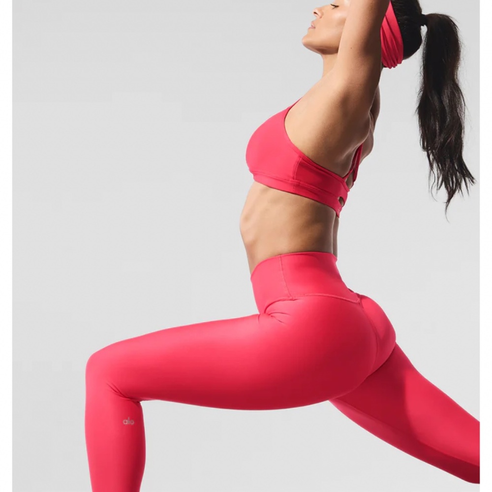 Set: Alo yoga, airlift high waist, leggings XXS airlift bra XS deep cherry red